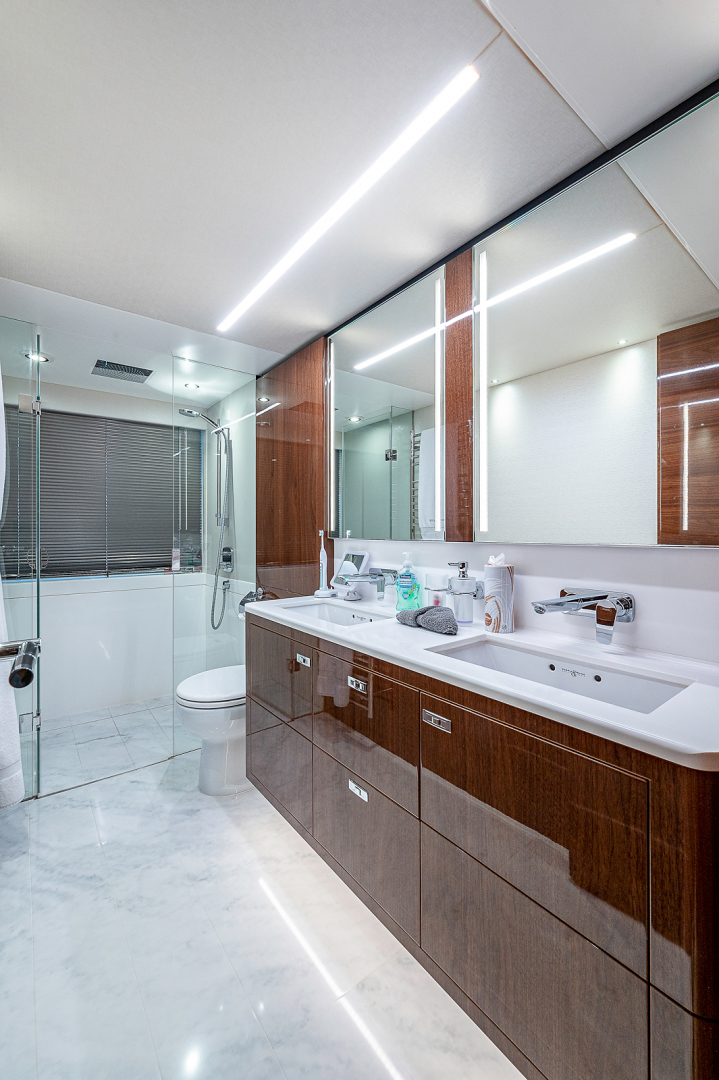 Master Stateroom Head