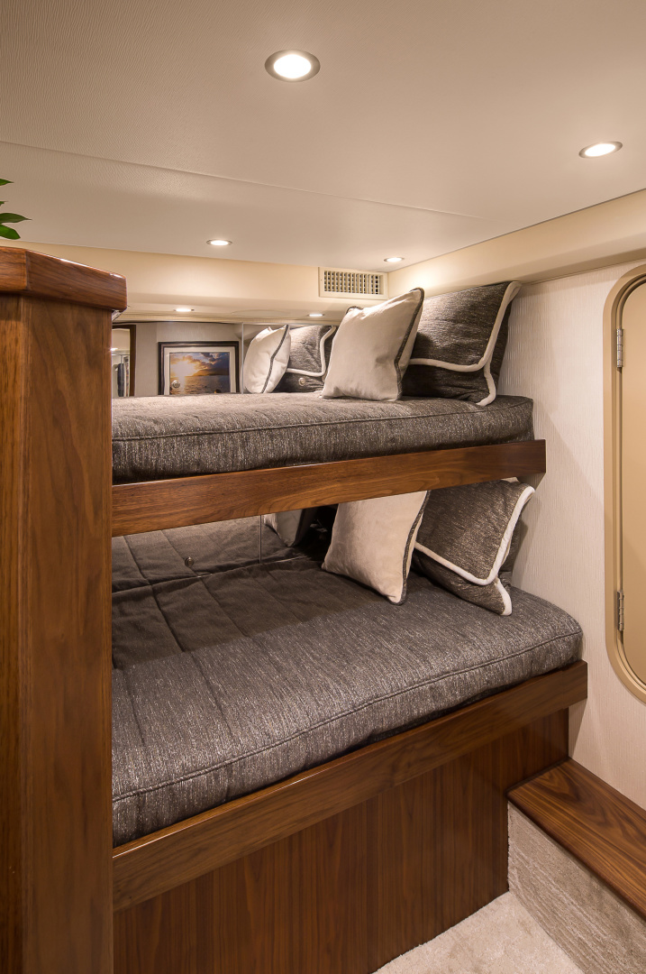 #2 Guest Stateroom