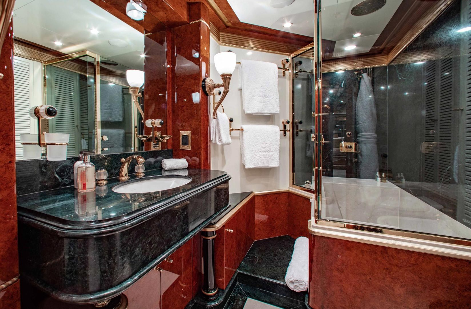 2010 Benetti 203 Aquarium For Sale