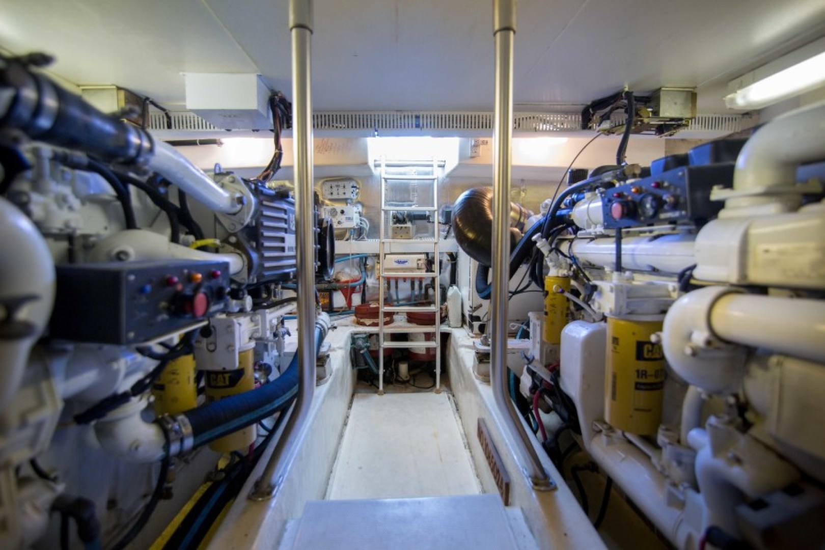 Ocean 57 - Cash Flow - Engine Room