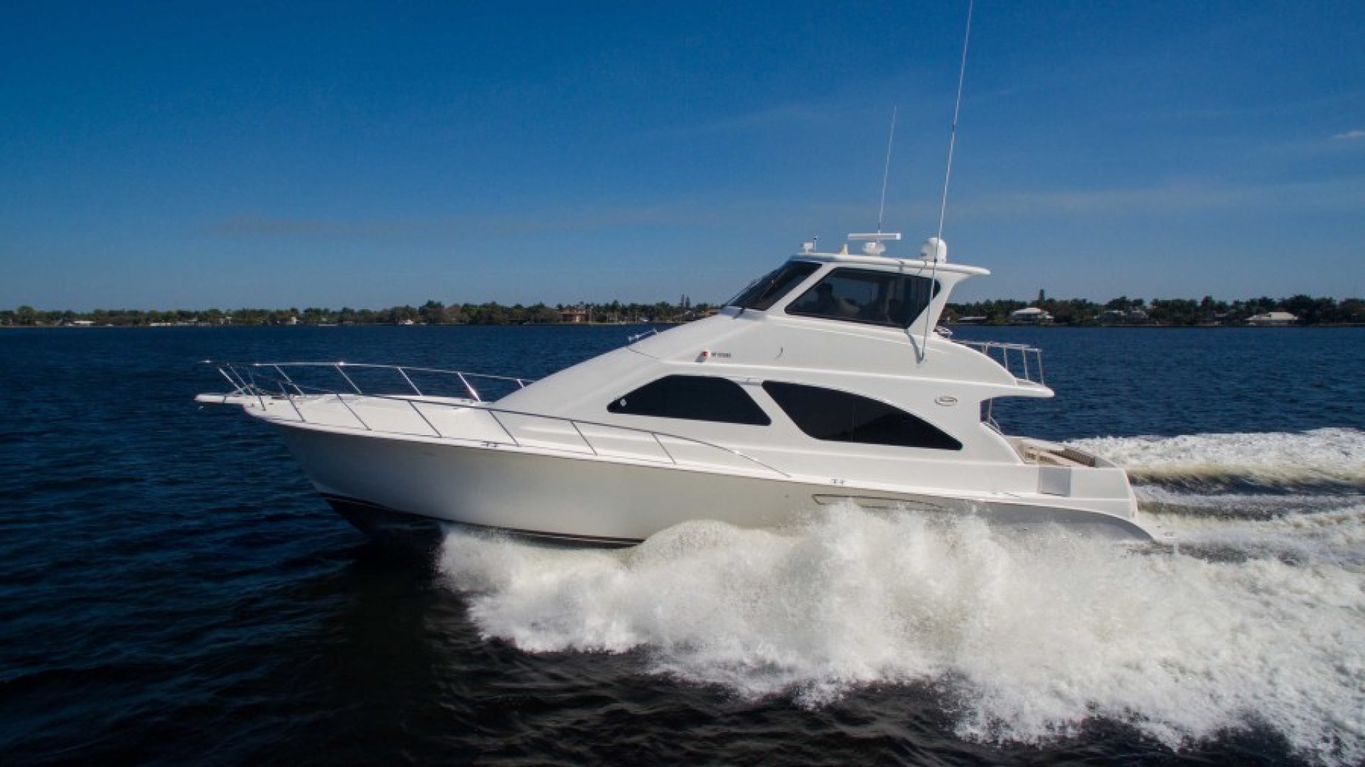 Ocean 57 - Cash Flow - Exterior Profile