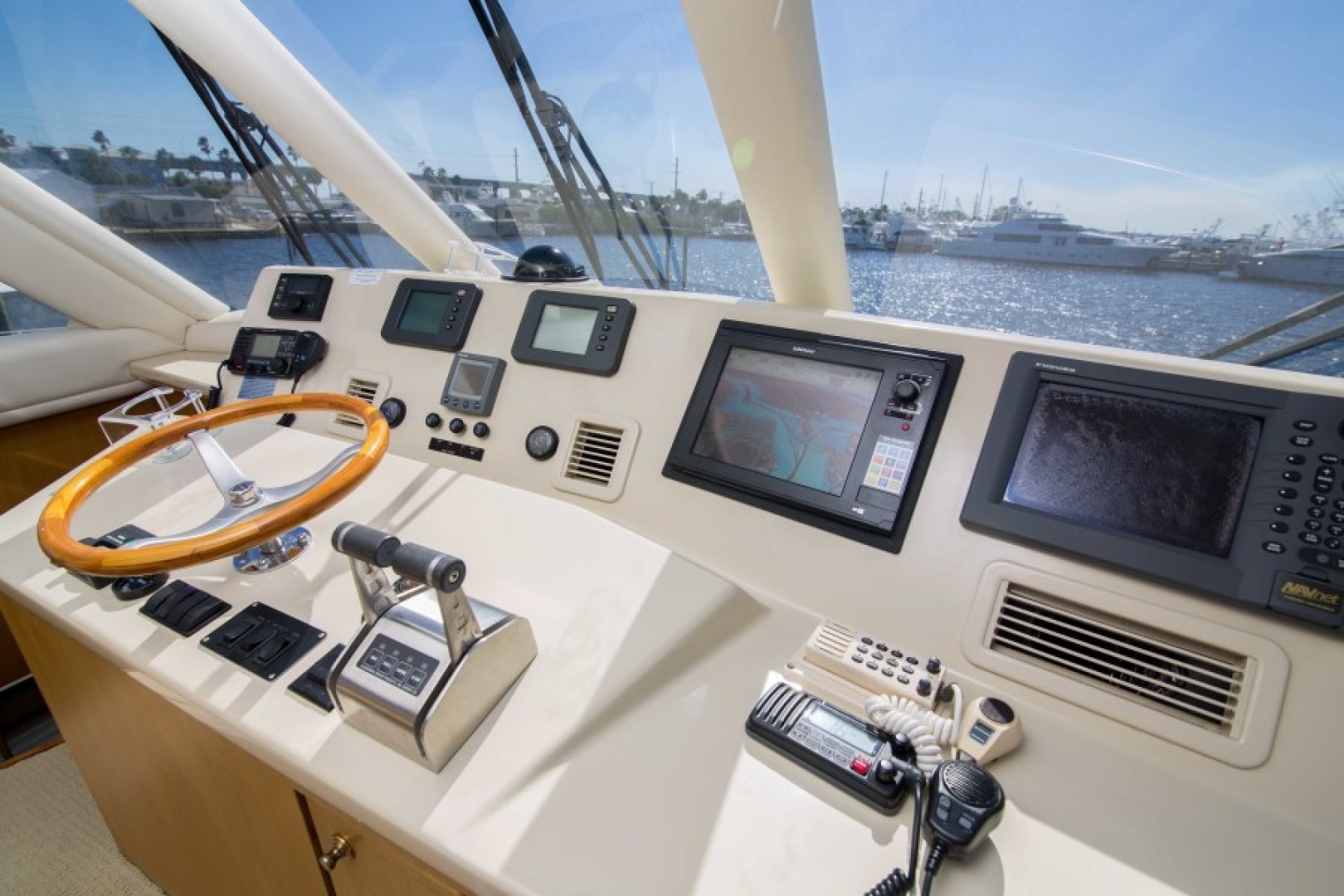Ocean 57 - Cash Flow - Enclosed Bridge