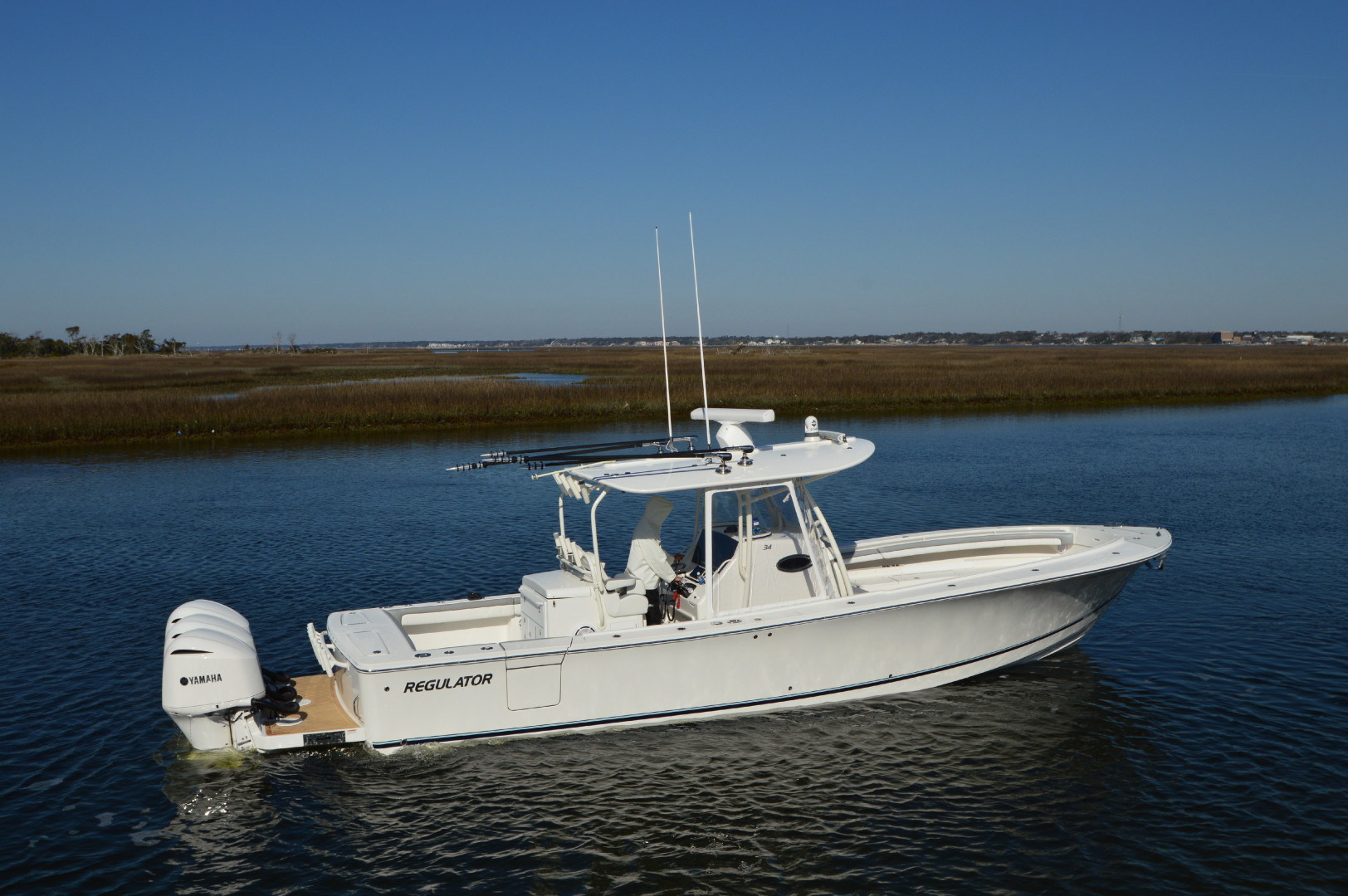 Used Regulator 34' 34 For Sale In North Carolina Paved For United