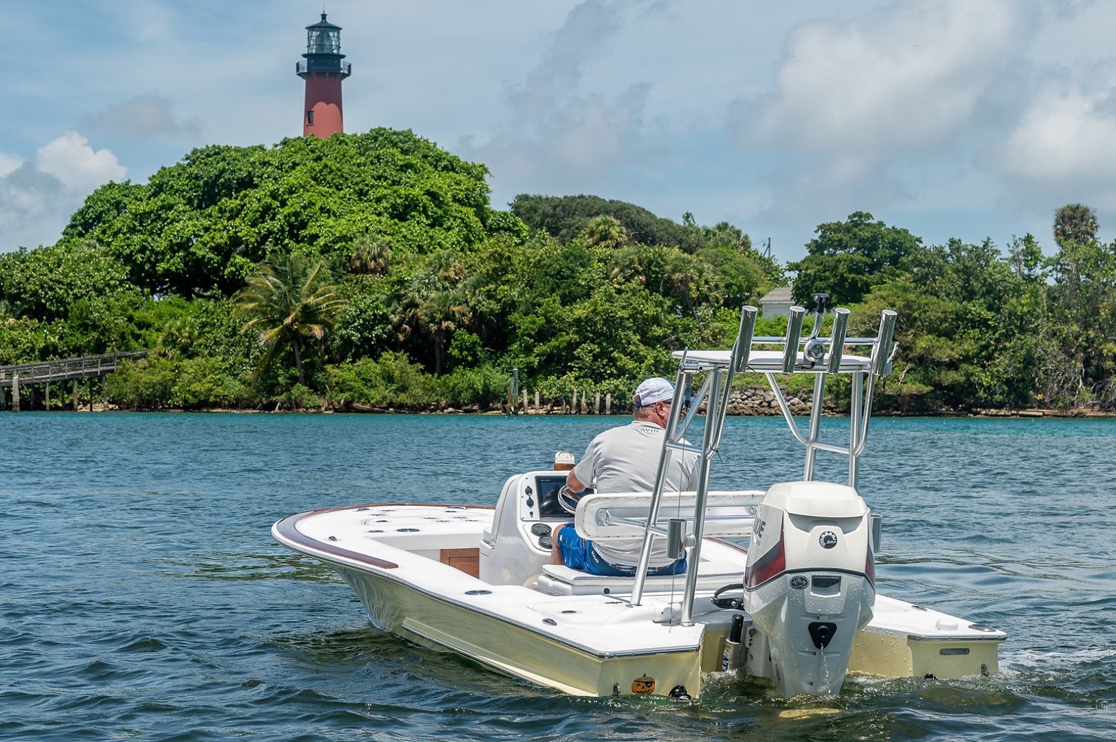 Enviboats Skiff 17 - Exterior Profile