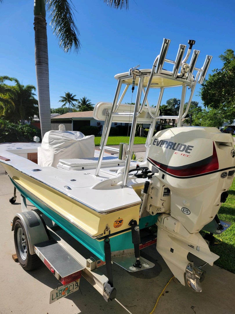 Enviboats Skiff 17 - Exterior Profile