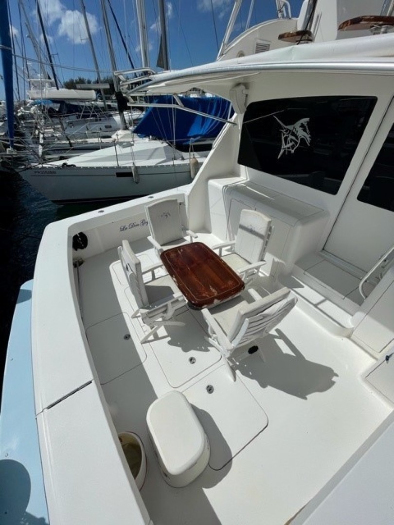 Viking 48 - La Don Goyo - Cockpit