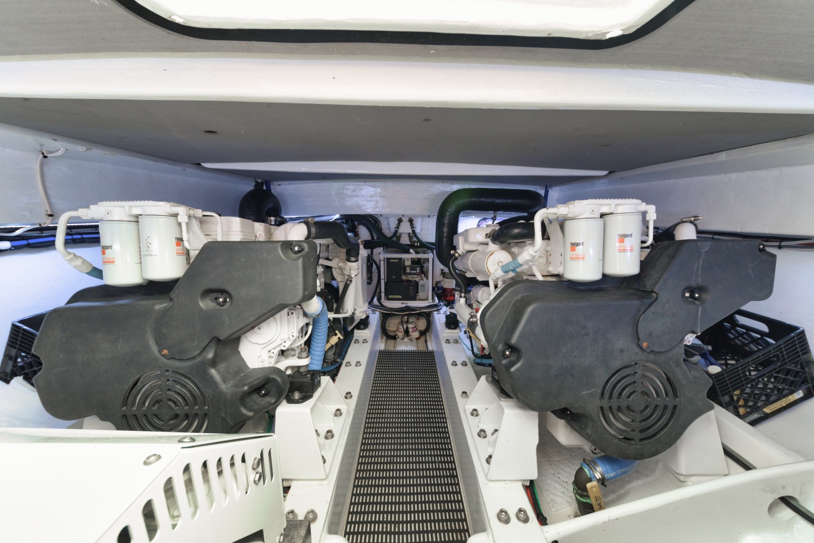 Knowles 37 - Ma Sheila - Engine Room