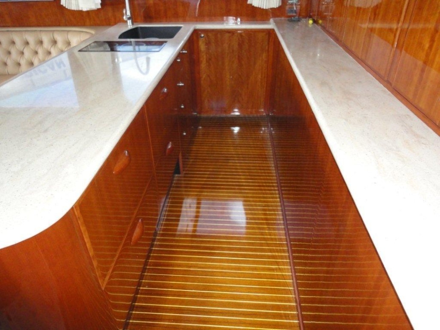 Monterey 58 - SIMPATICA - Galley
