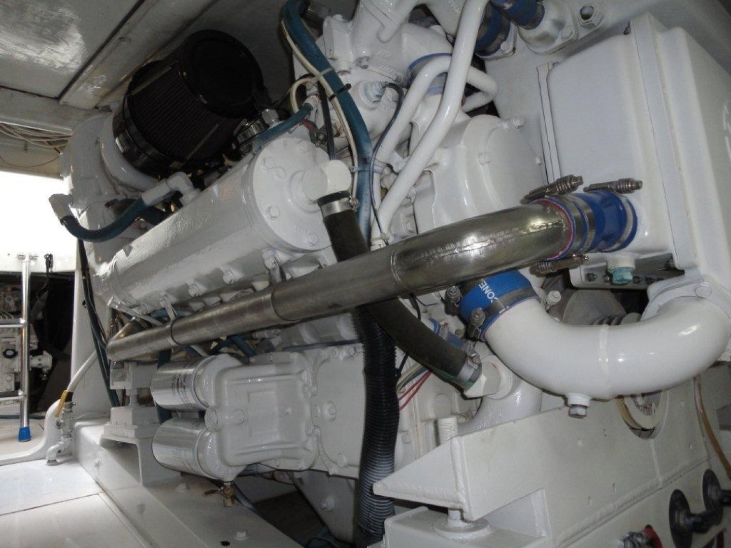 Monterey 58 - SIMPATICA - Engine Room