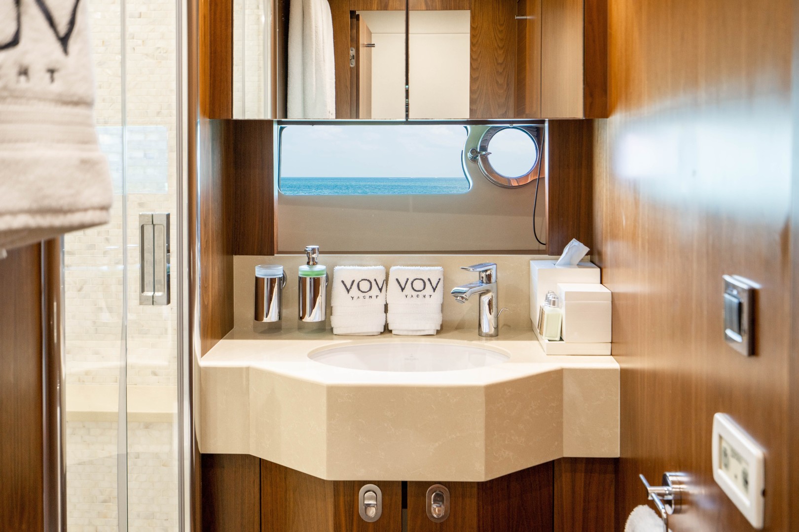 Sunseeker 75 - Vov - Head
