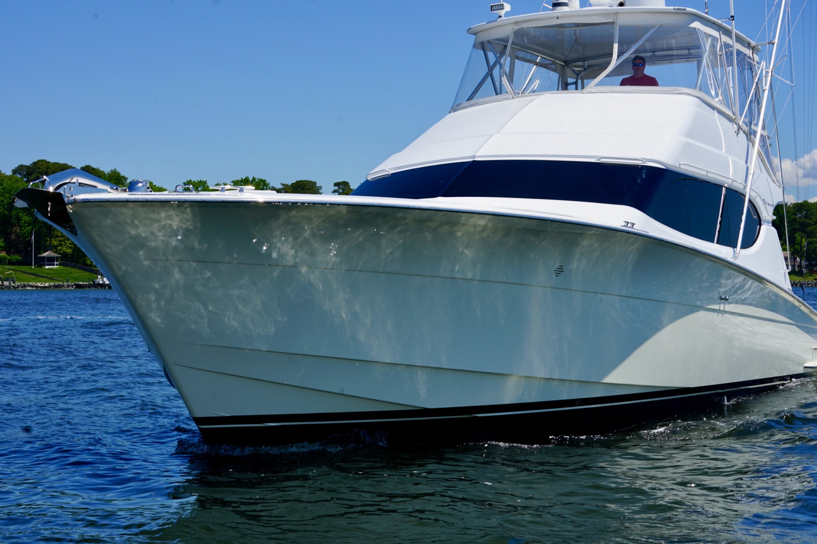Hatteras 54 - Get Serious - Bow Profile