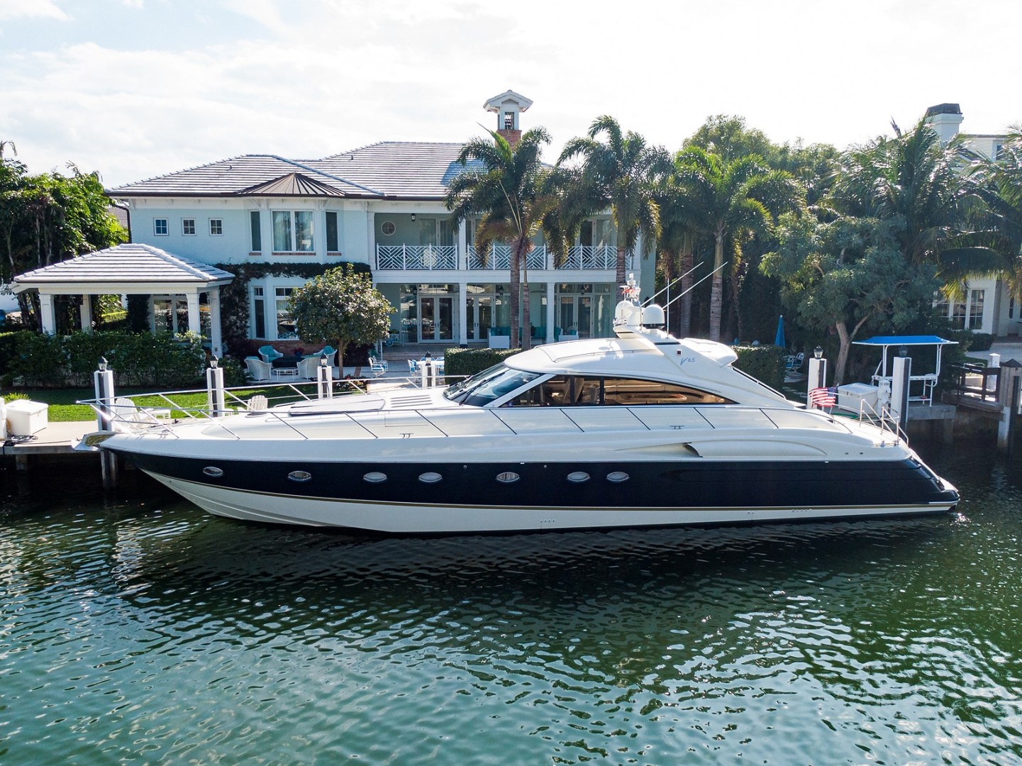 Princess Viking Sport Crusier 65 - Small Change - Profile