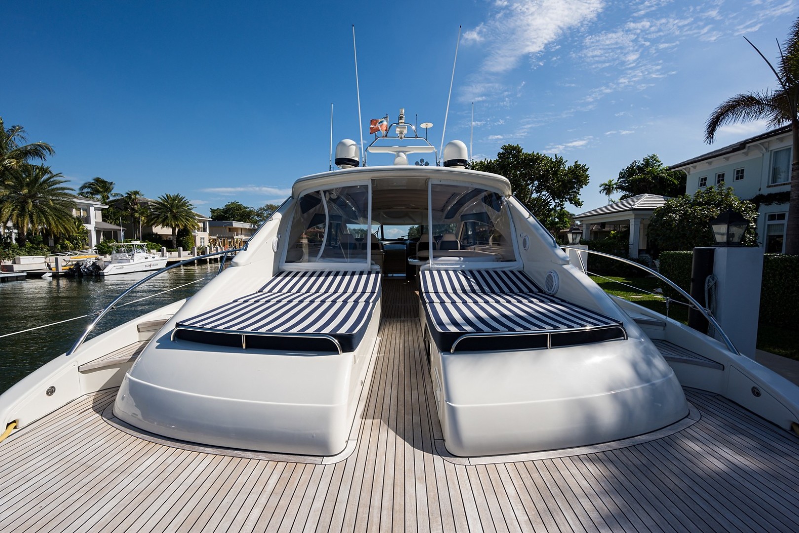 Princess Viking Sport Crusier 65 - Small Change - Aft Deck