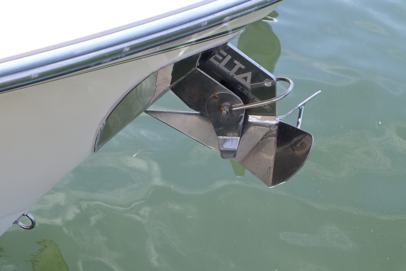 Grady-White 30 Sea Number - Windlass Anchor
