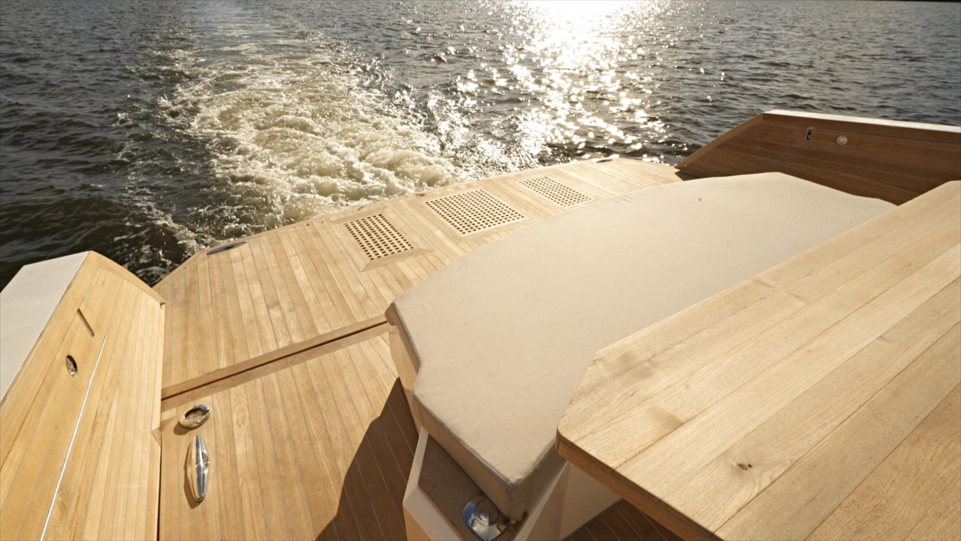 Ocean 55 - Swim Platform