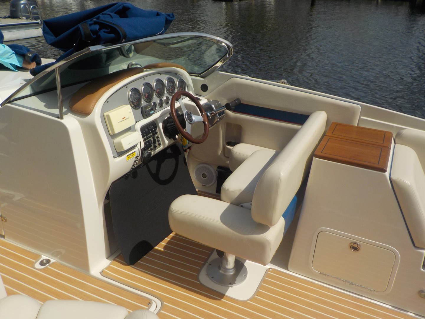 Chris-Craft - Drop Coin Here Too - Helm