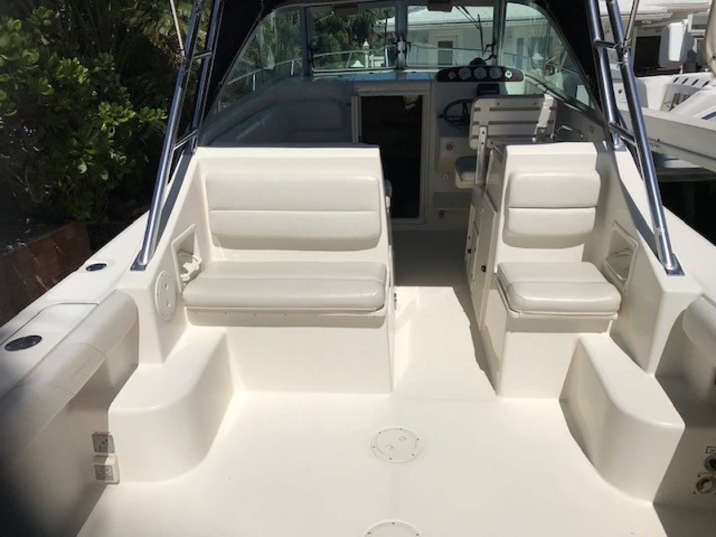 Pursuit 28 - Wired Up - Cockpit and Aft Seating