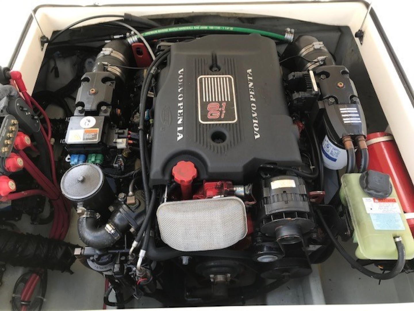 Pursuit 28 - Wired Up - Engine