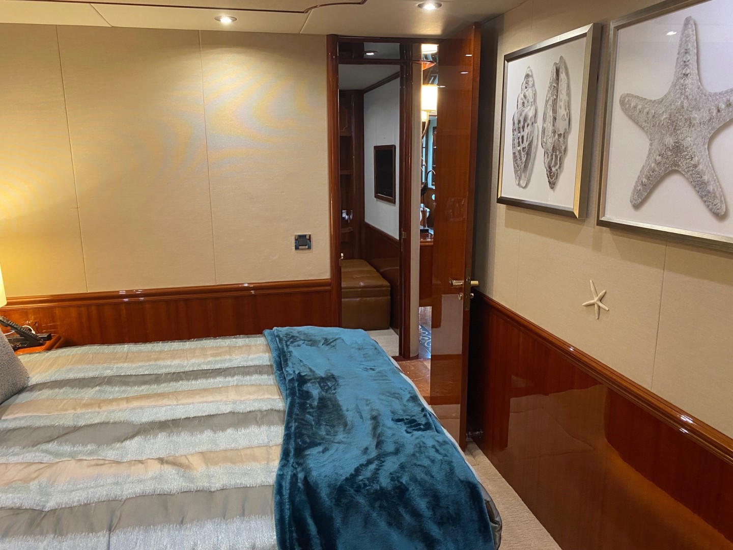 Lazzara 106 - Passion - Stateroom