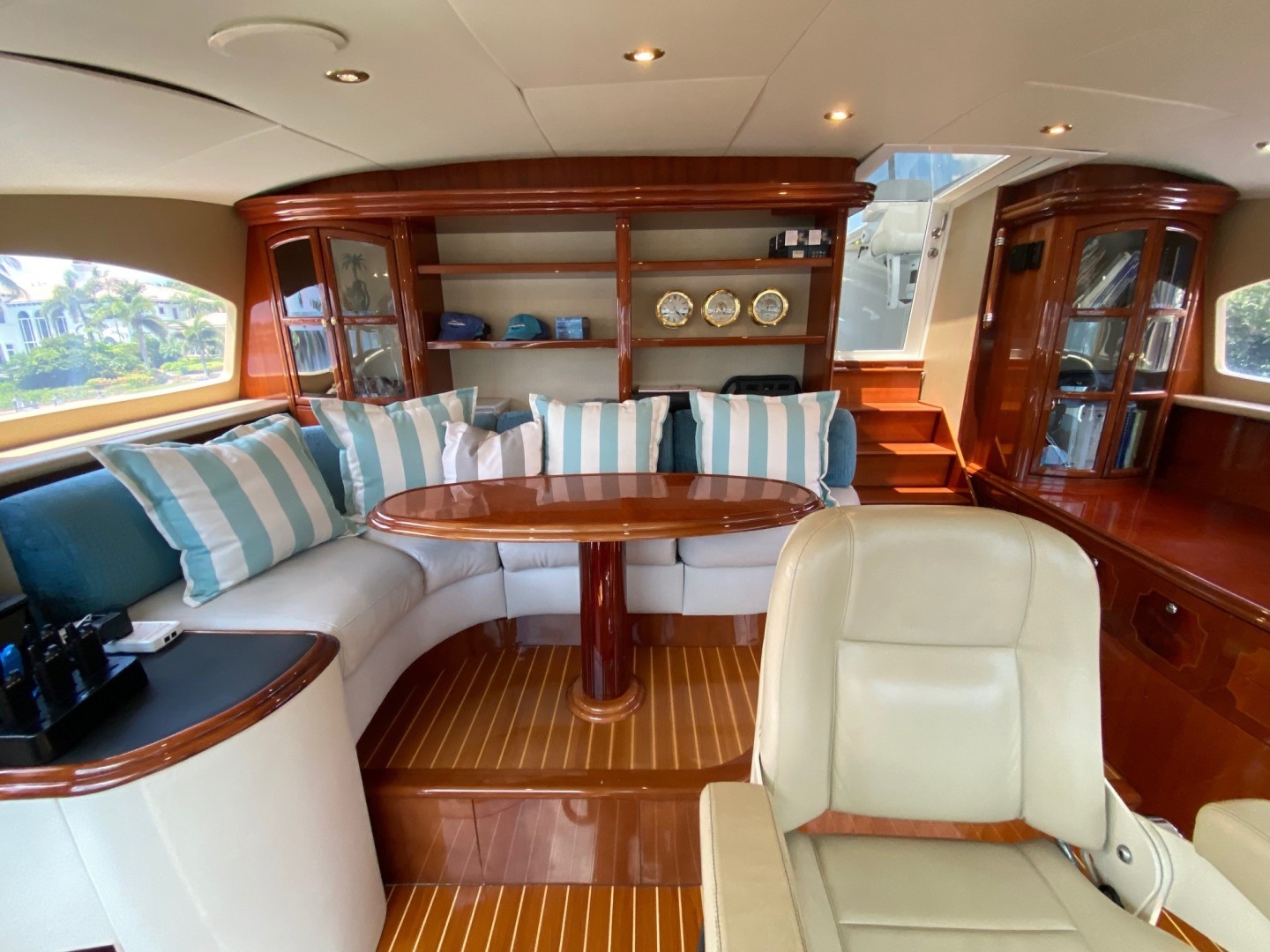 Lazzara 106 - Passion - Lounge