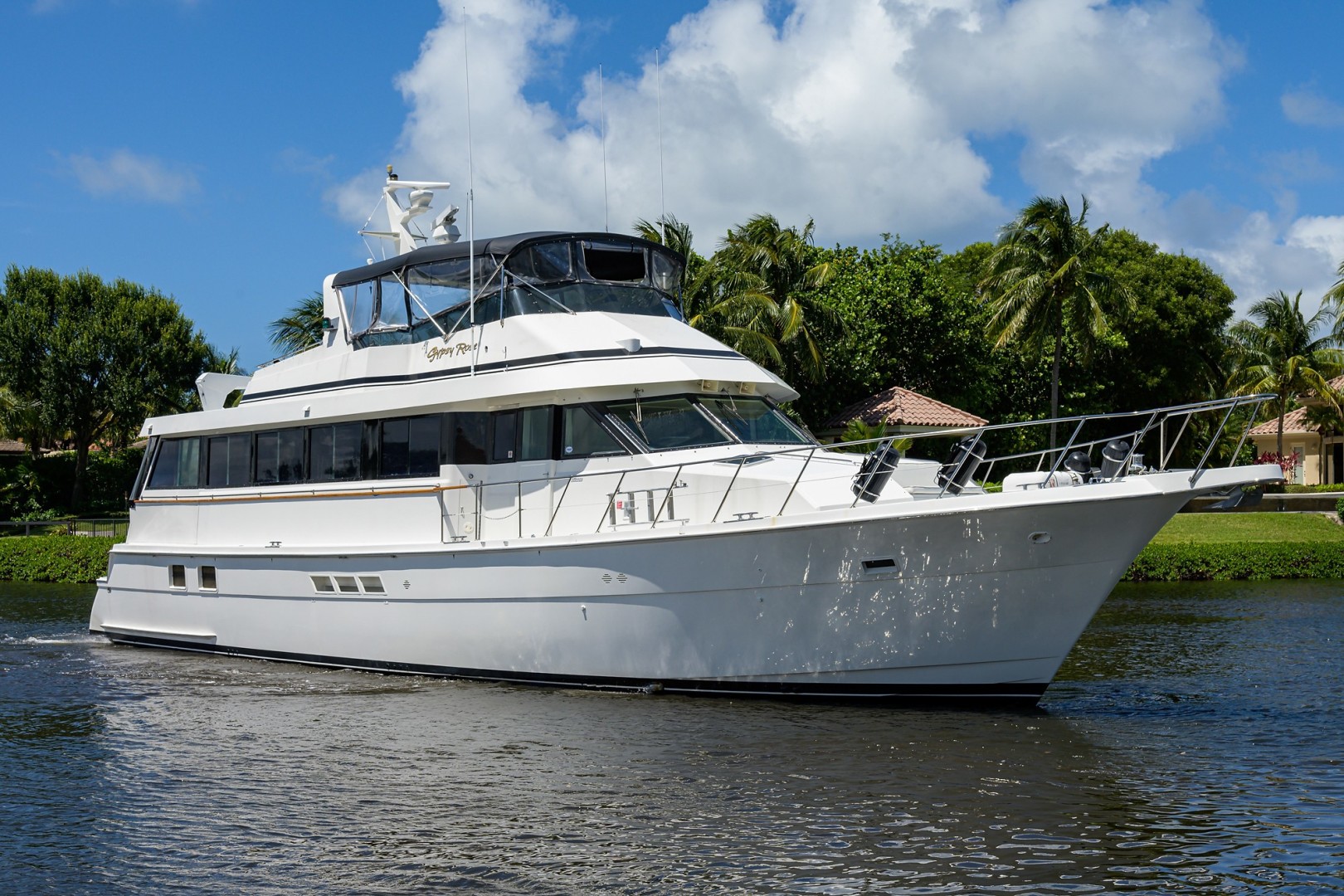 Hatteras 70 - Gypsy Rose - Exterior Profile