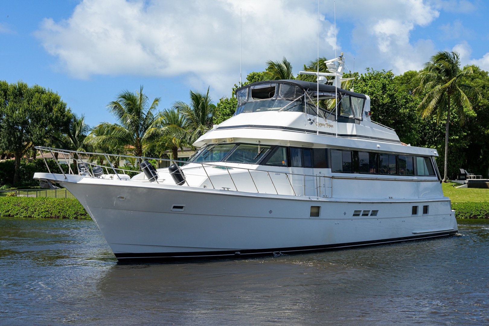 Hatteras 70 - Gypsy Rose - Exterior Profile