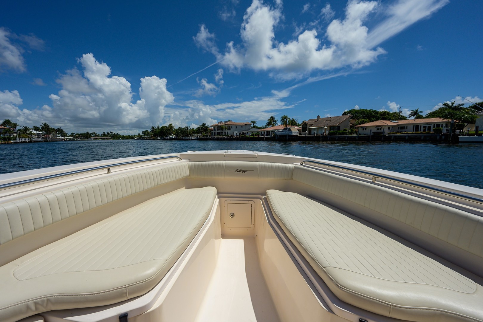 Grady-White 30 - Bow