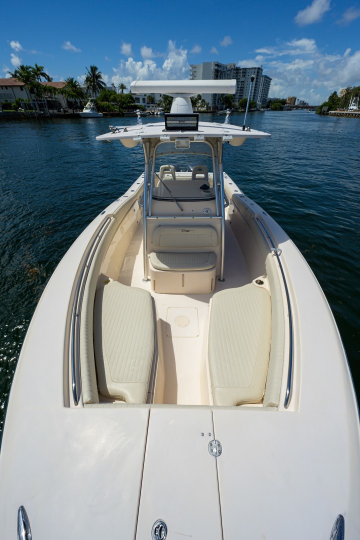 Grady-White 30 - Bow