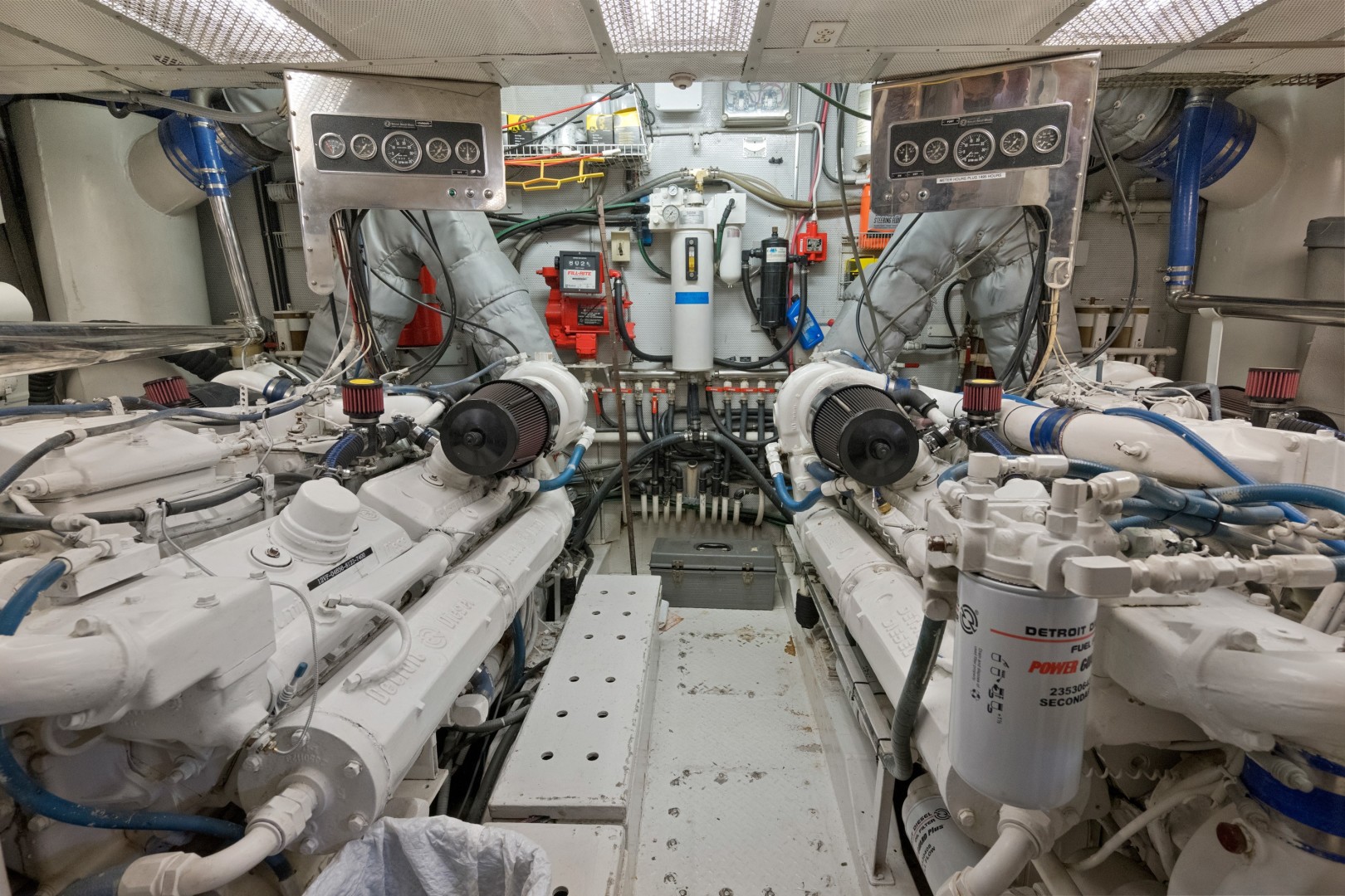Broward 102 - Andiamo - Engine Room