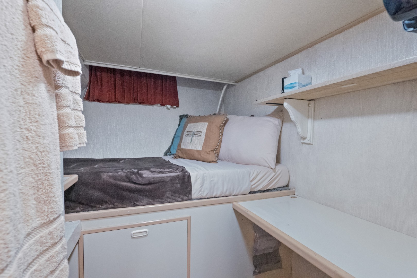 Broward 102 - Andiamo - Captains Quarters