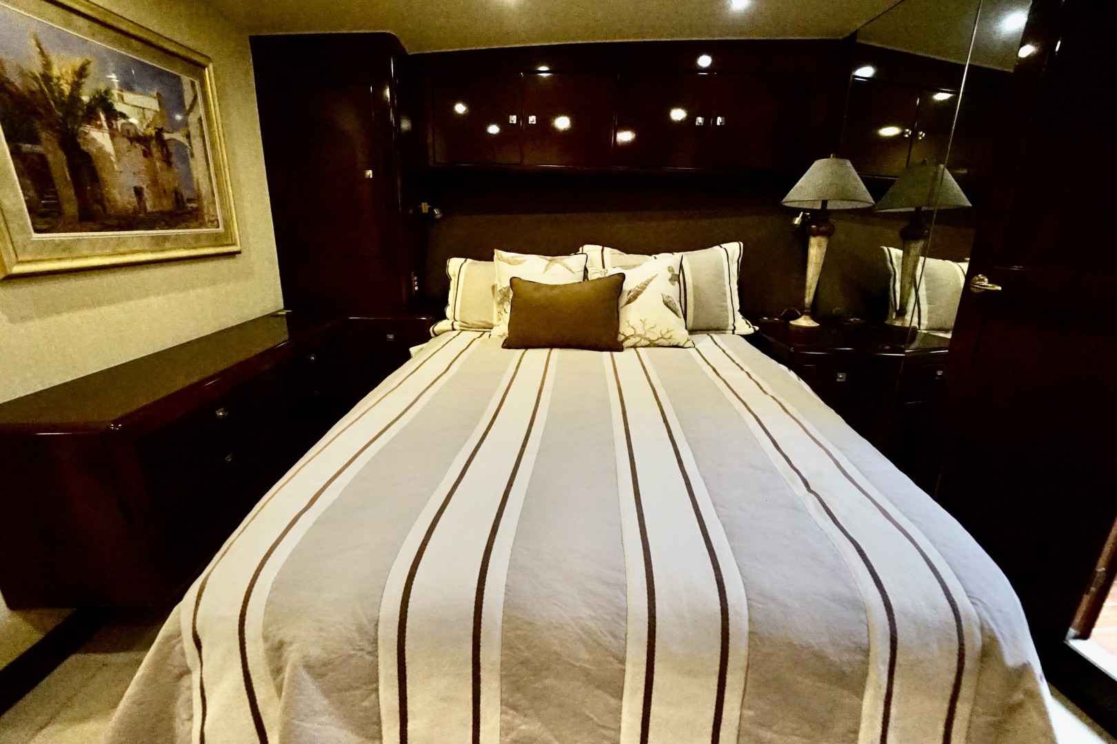 Ocean 73 - Sandra C - Guest Stateroom