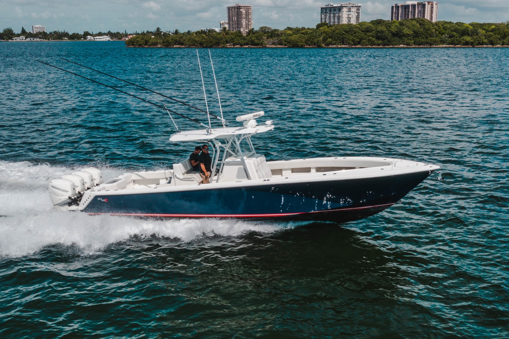 SeaVee 39 - Exterior Profile