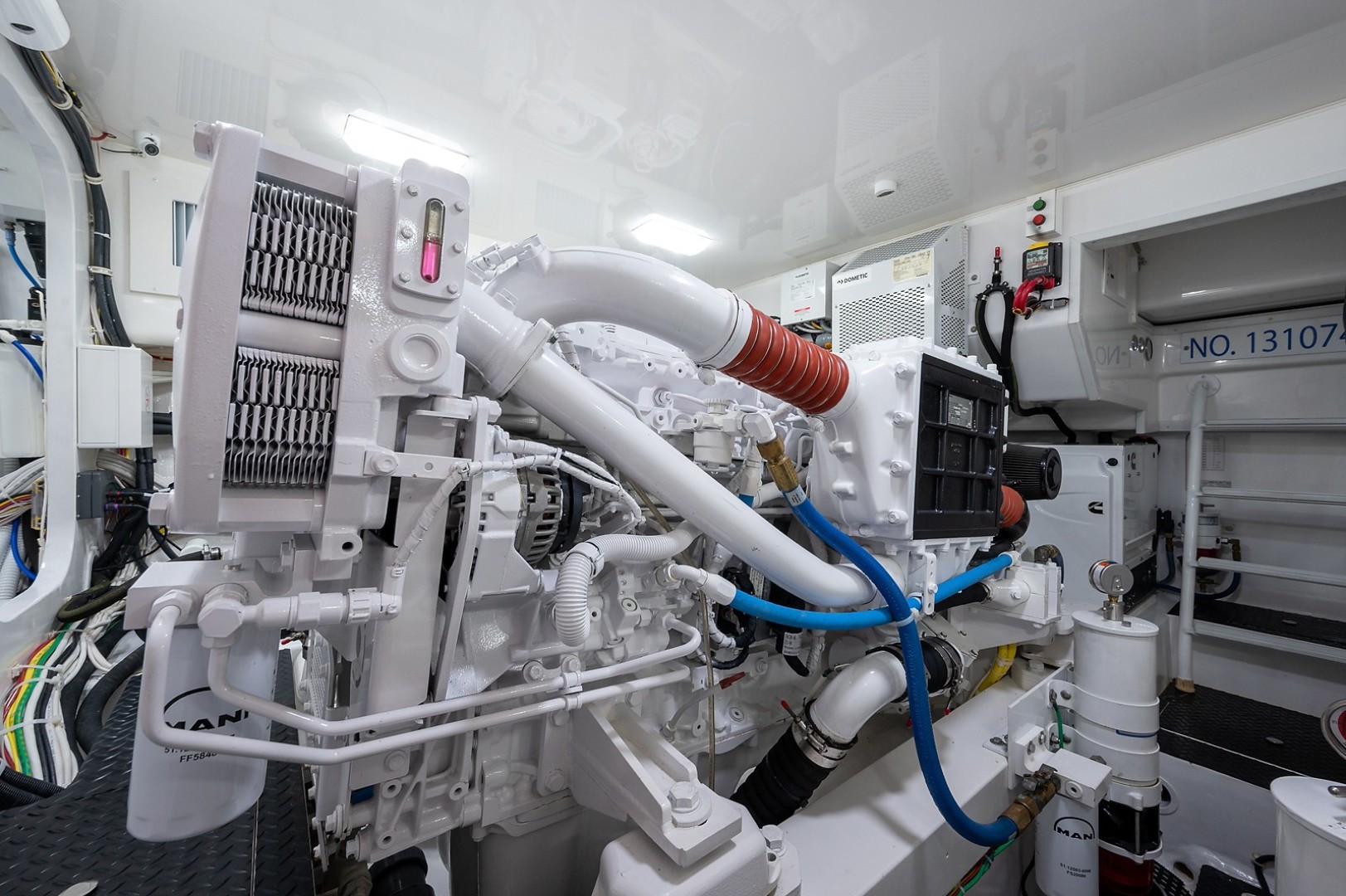 Viking 44 - Darlin Marlin - Engine Room
