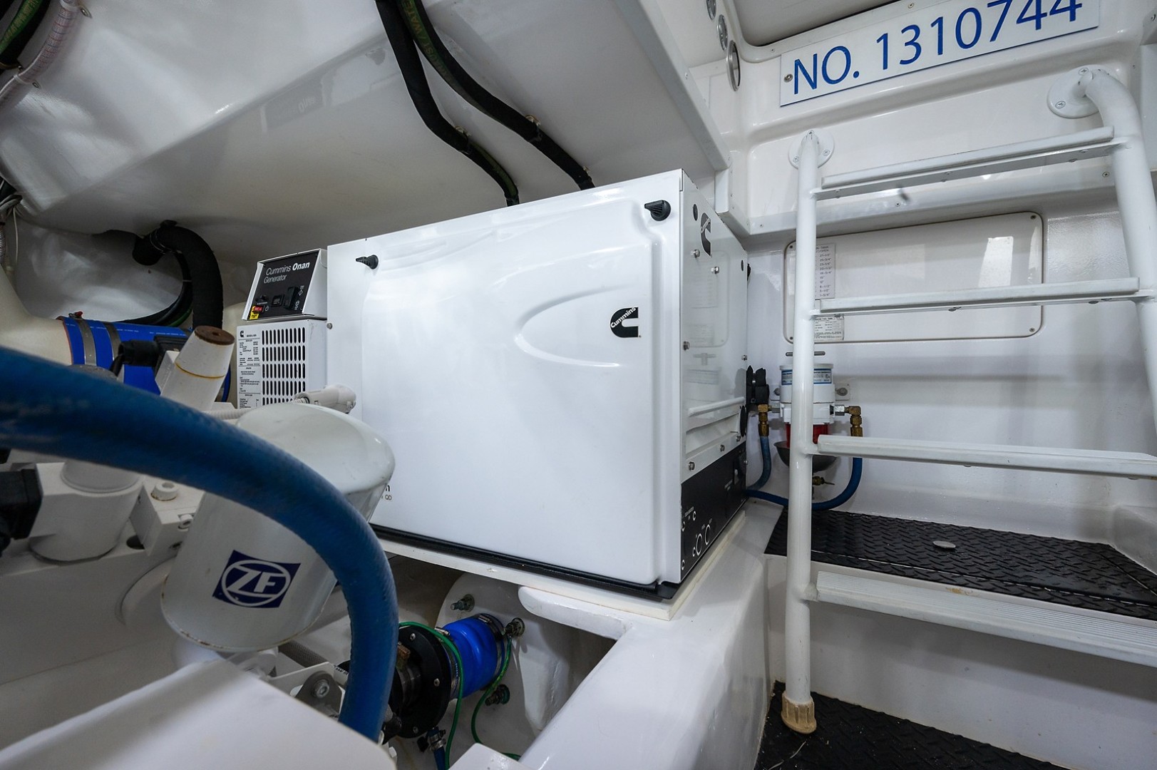 Viking 44 - Darlin Marlin - Engine Room
