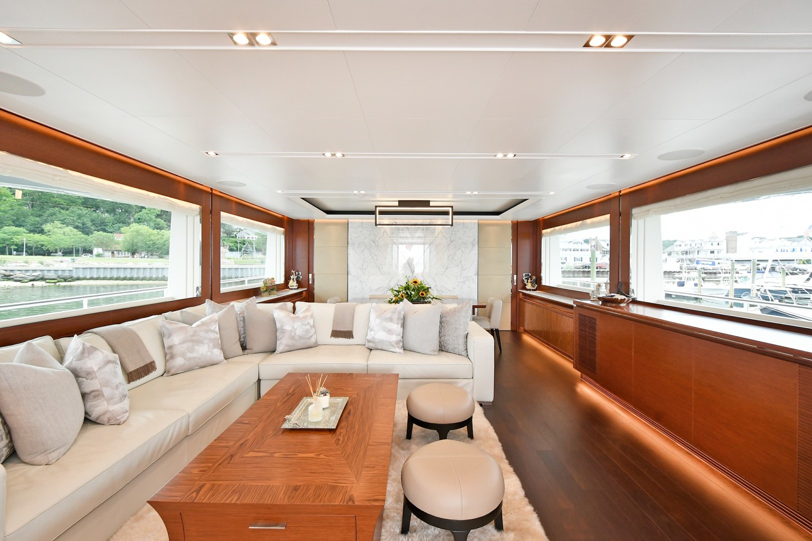 Horizon 110 - Neverland - salon