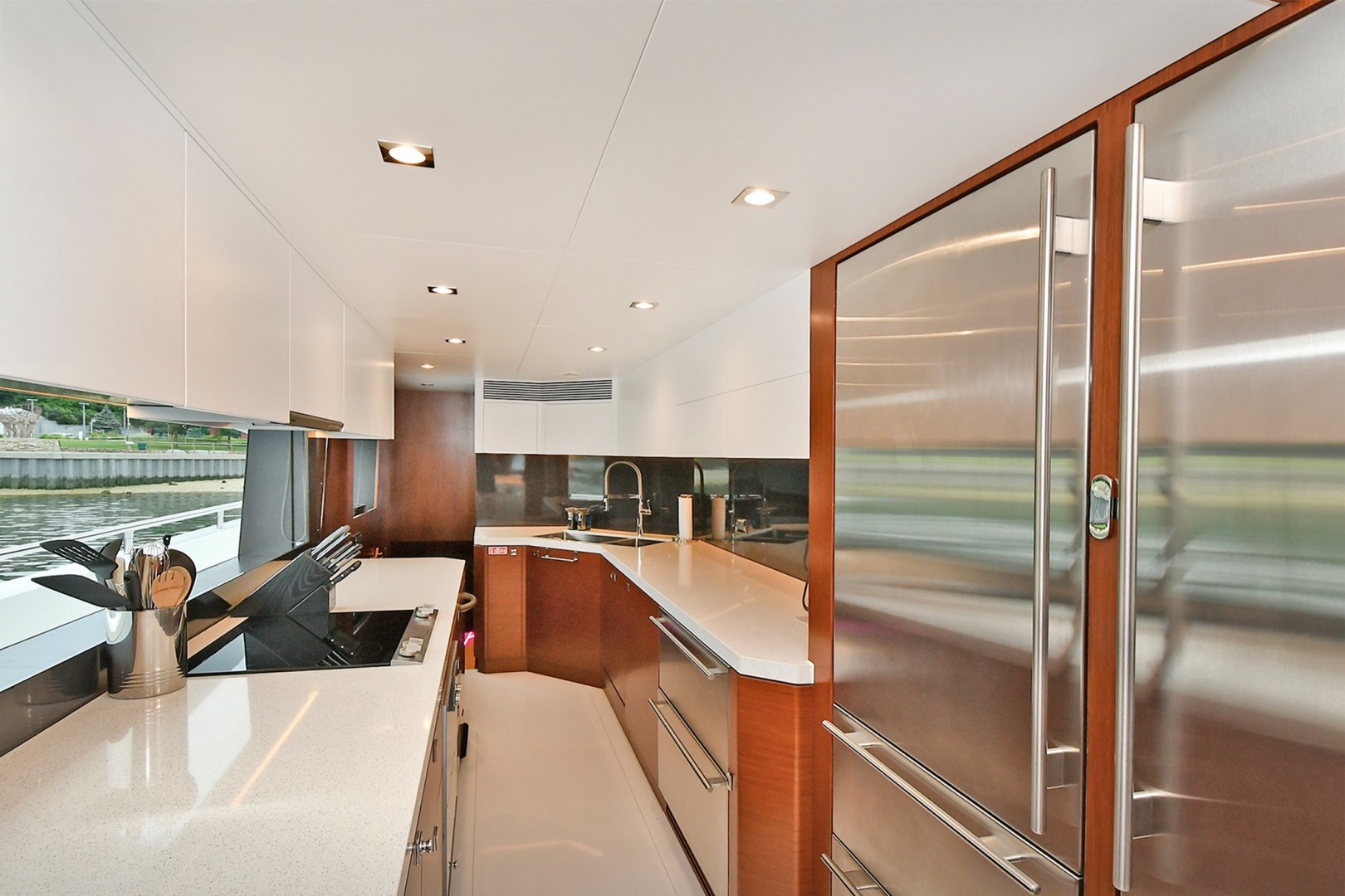 Horizon 110 - Neverland - galley