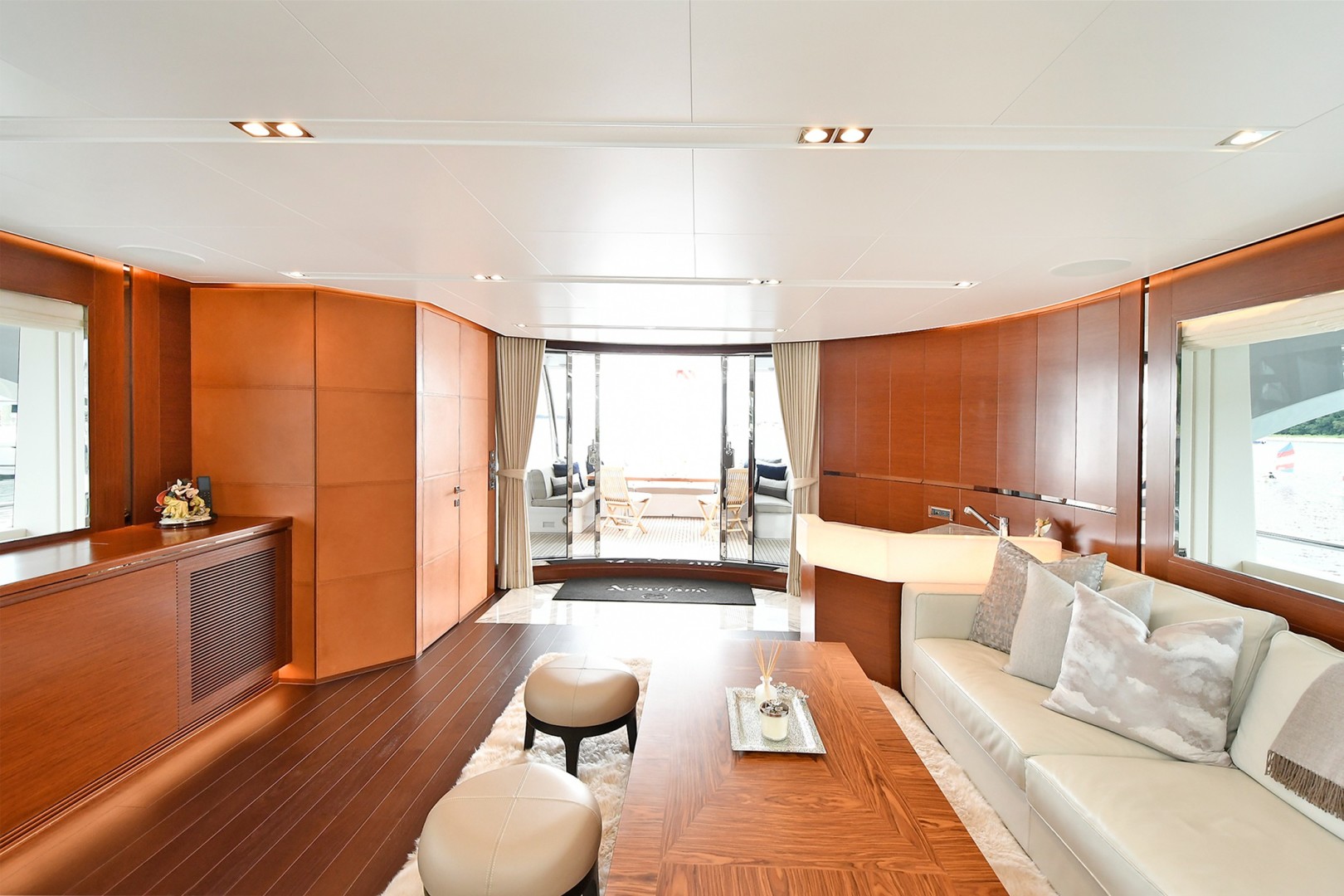 Horizon 110 - Neverland - salon