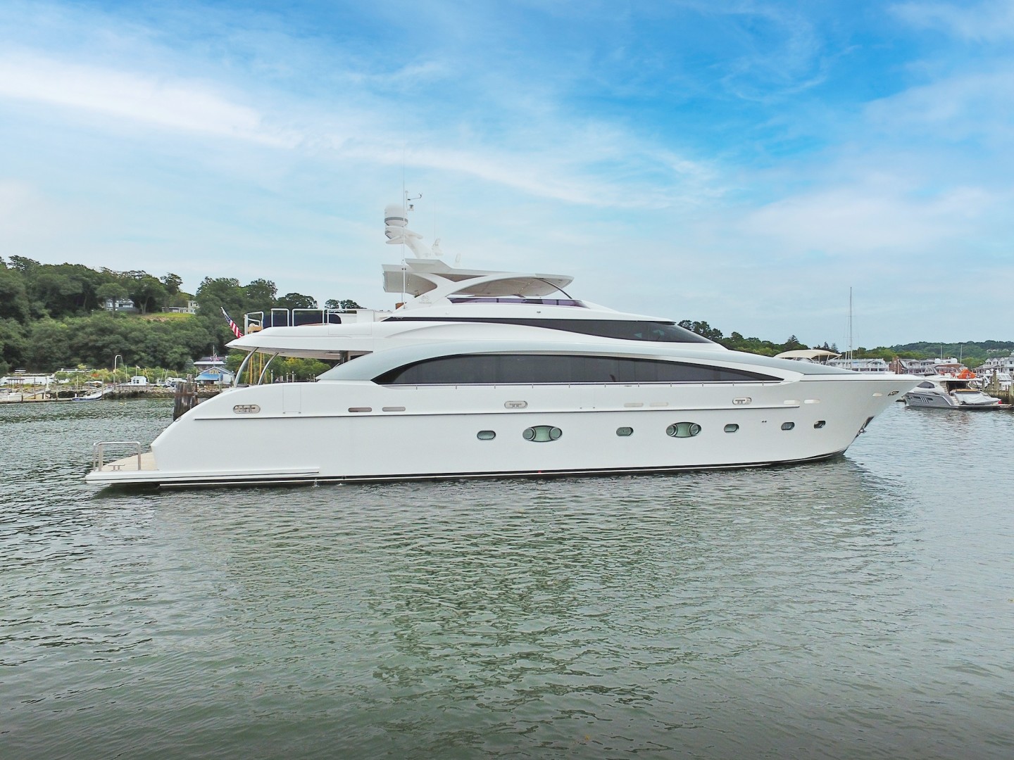 Horizon 110 - Neverland- Exterior Profile