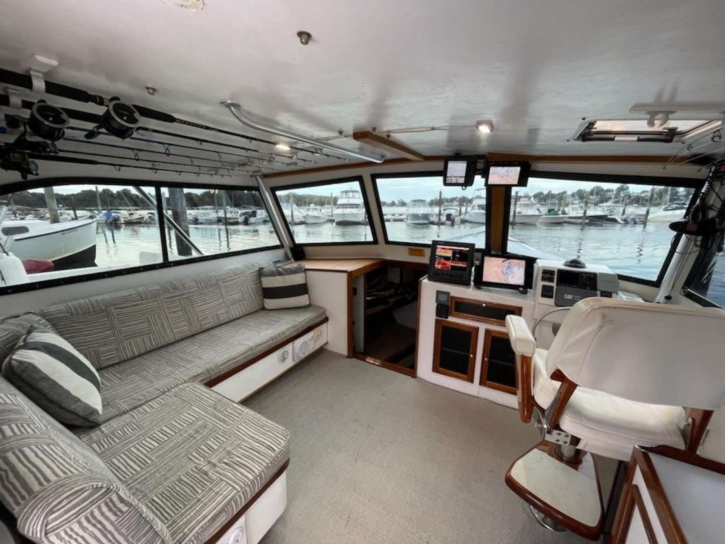 H&H Marine 40 - Hunt & Harvest - Pilothouse