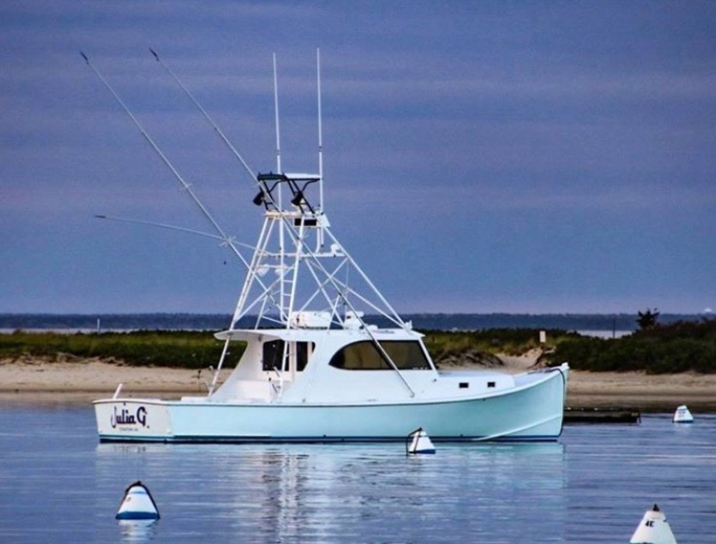 H&H Marine 40 - Hunt & Harvest - Exterior Profile