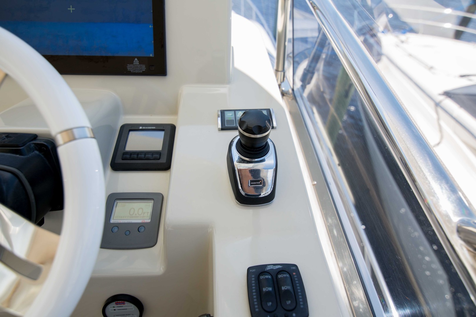 Azimut 66 - Lady M - Flybridge Helm