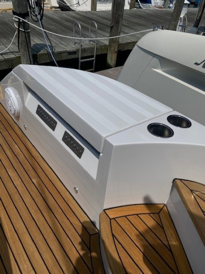 Pershing 64 - SoundView - Aft Deck