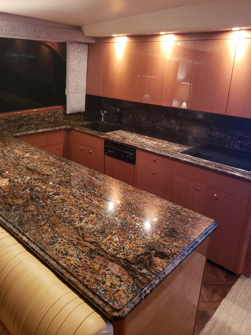 Viking 61 - King & I - Galley