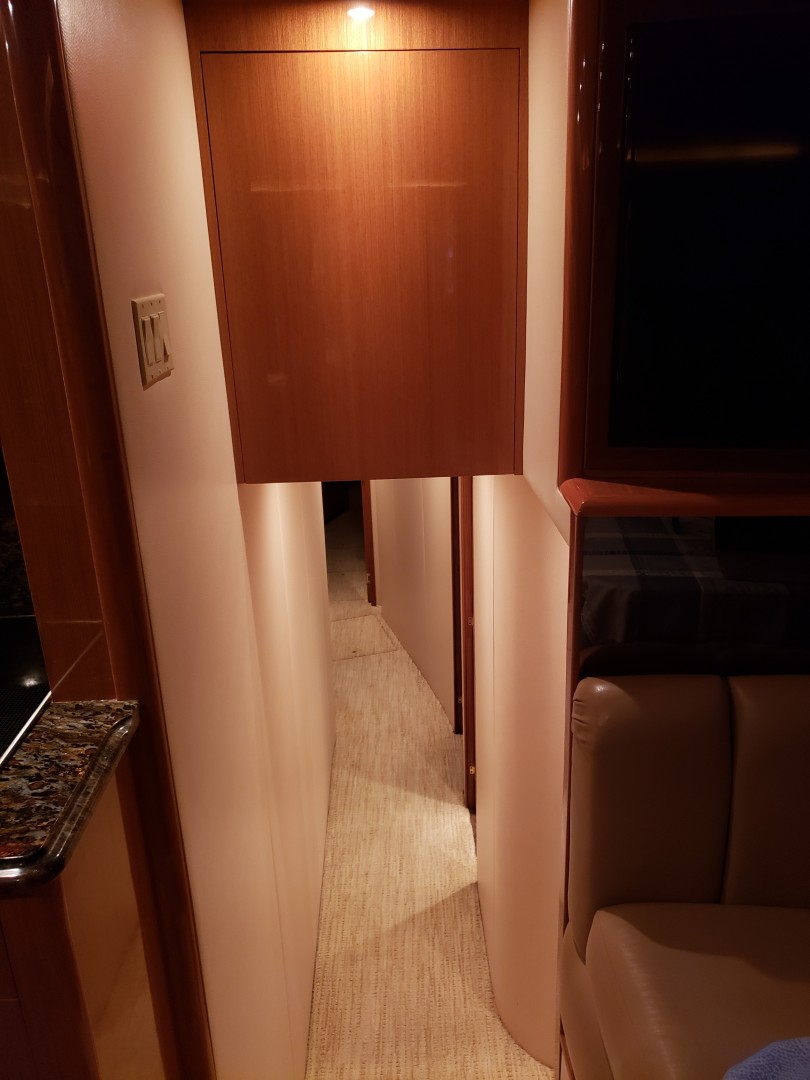 Viking 61 - King & I - Companionway