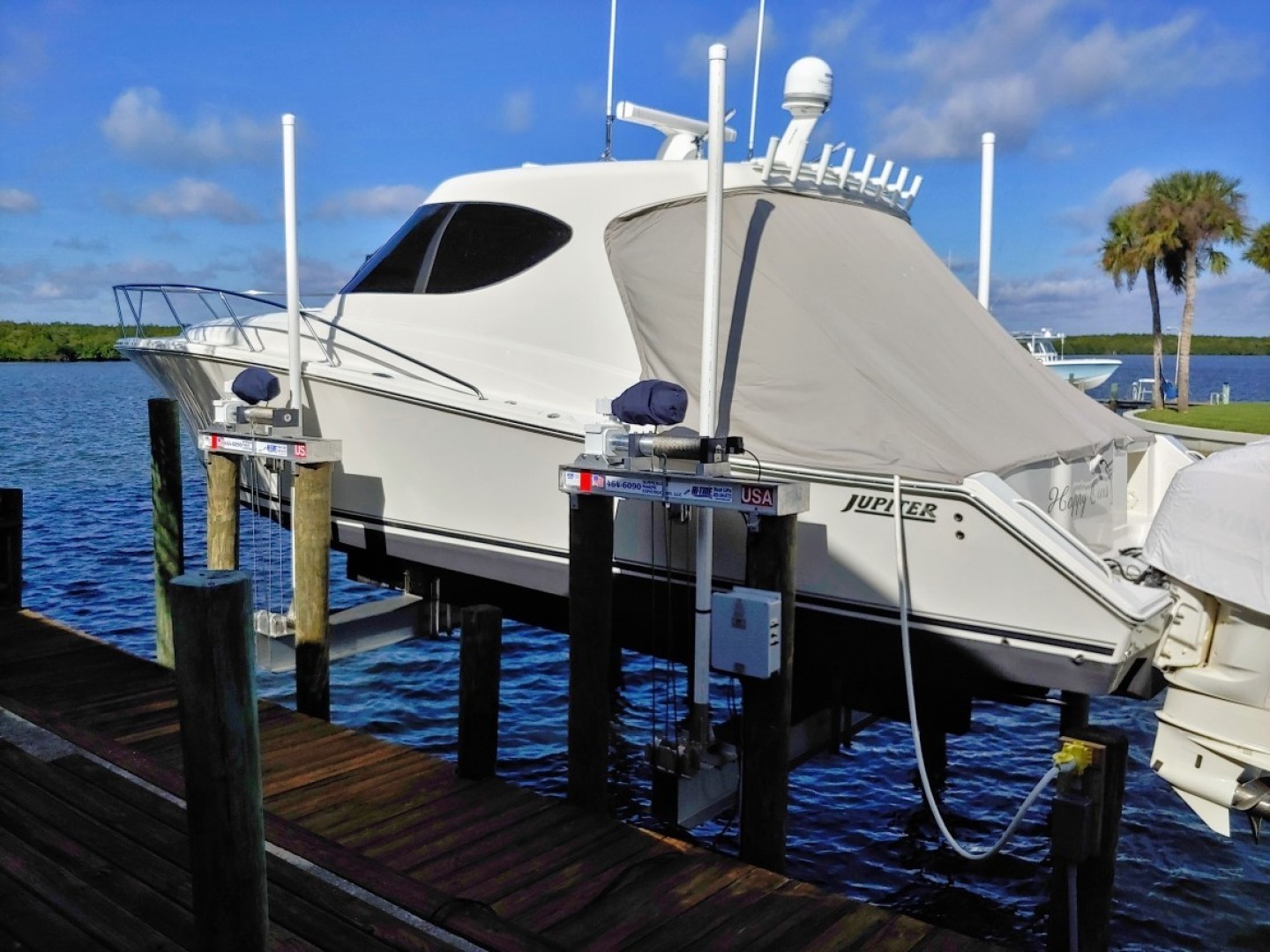 Jupiter 41- on lift