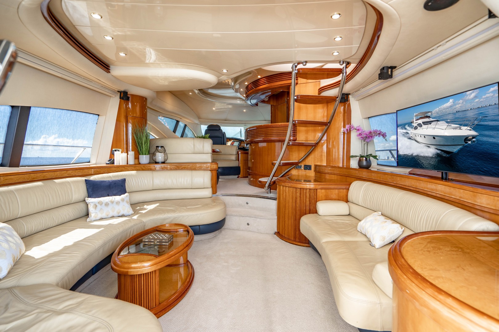 Azimut 68 - Forever - Salon