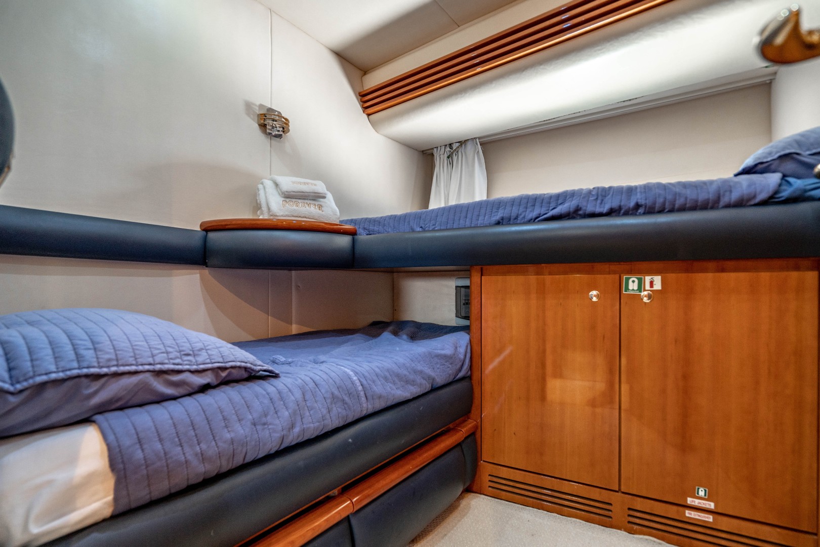 Azimut 68 - Forever - Stateroom