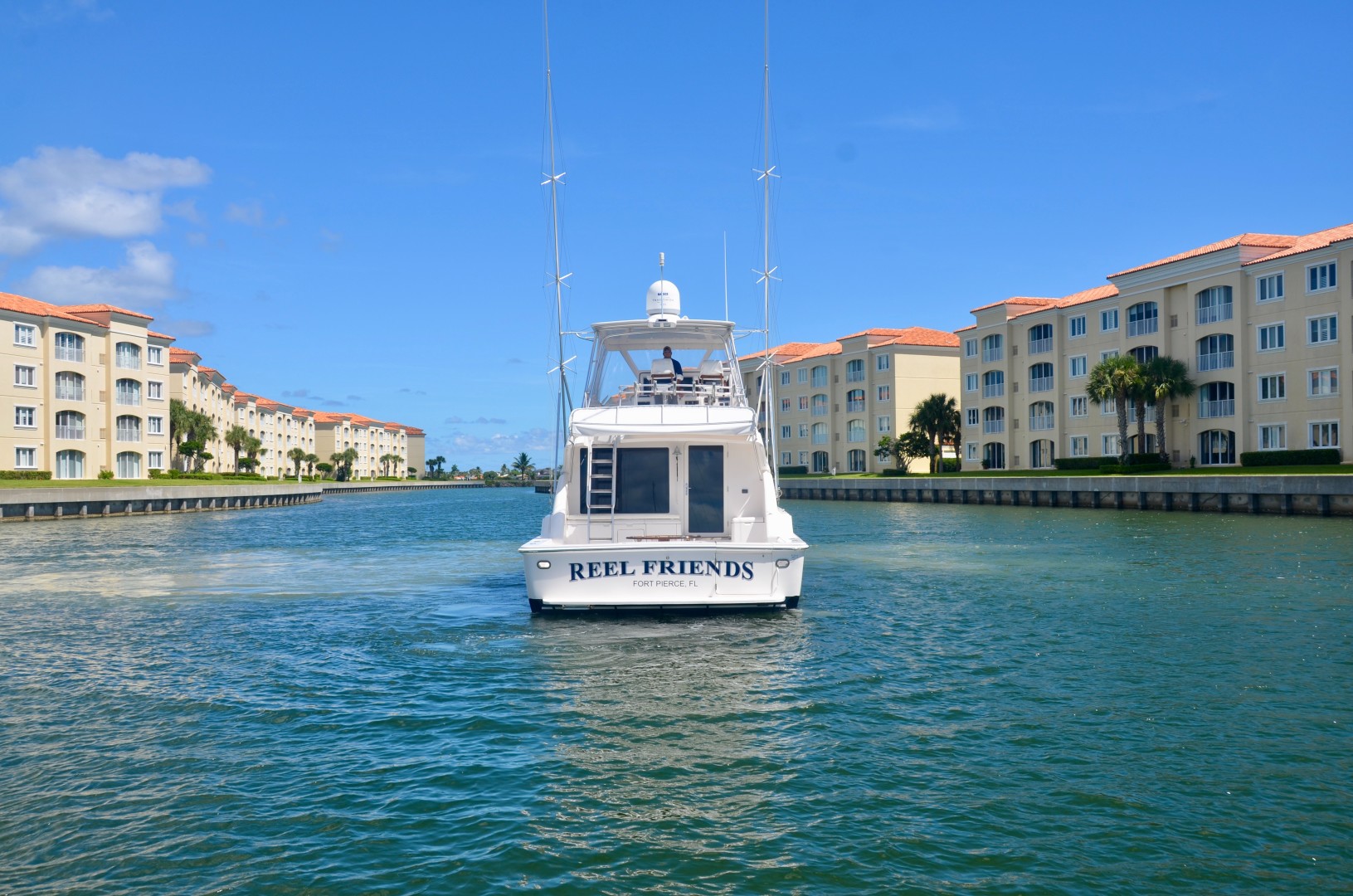 Bertram 51 Reel Friends-exterior