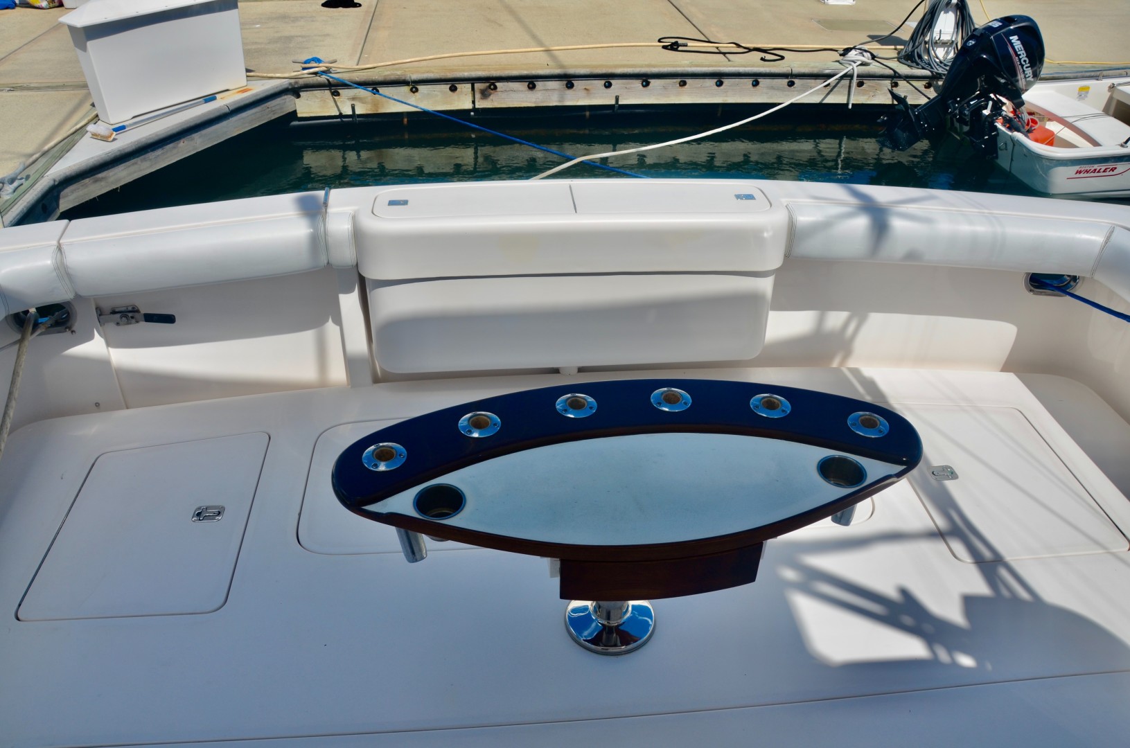 Bertram 51 Reel Friends-cockpit