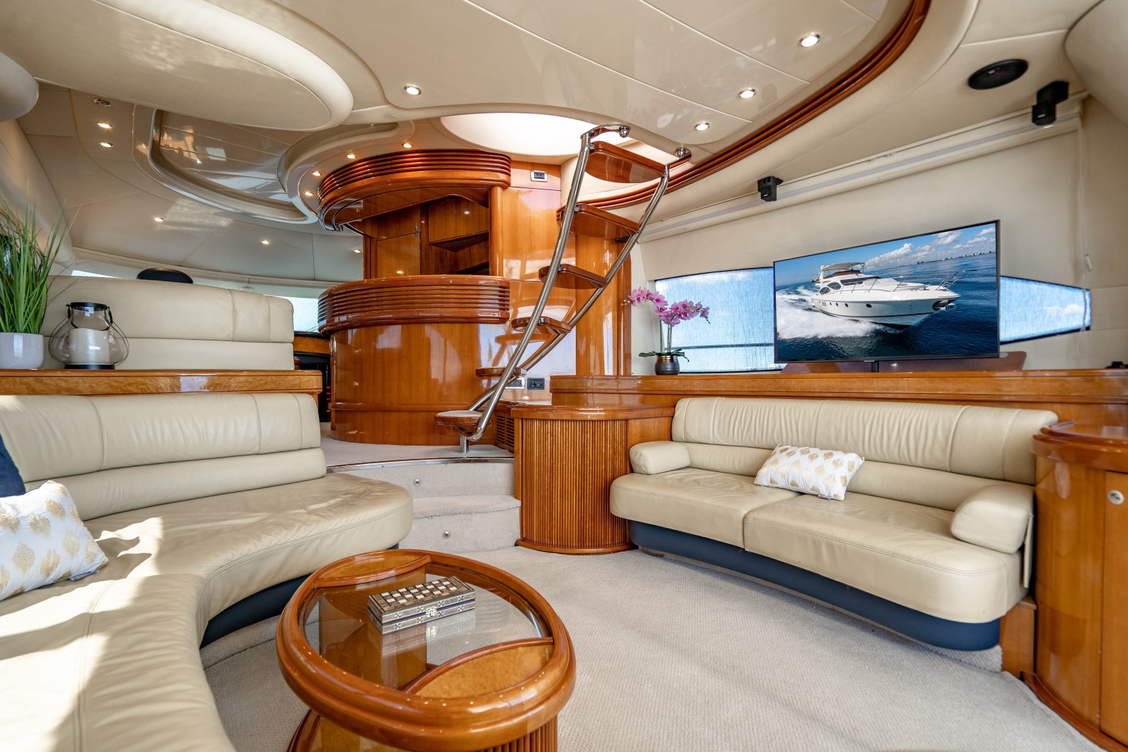 Azimut 68 - Forever - Salon